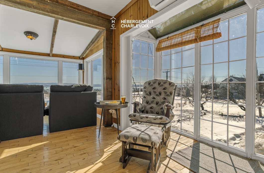 CHIC-645 - Maison avec vue imprenable sur le fleuve